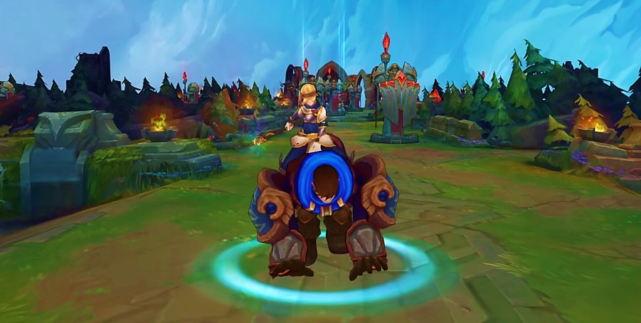 猪妹的自制皮肤,但是把猪妹的模型换成了拉克丝,把朱的模型变成了盖伦